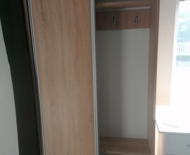 Tolóajtós előszoba (egyedi méretre is!)
